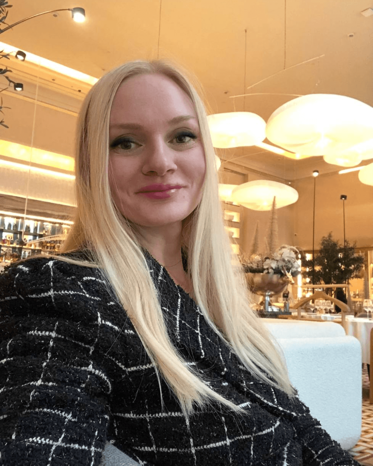 Olga, 40 — Moscow