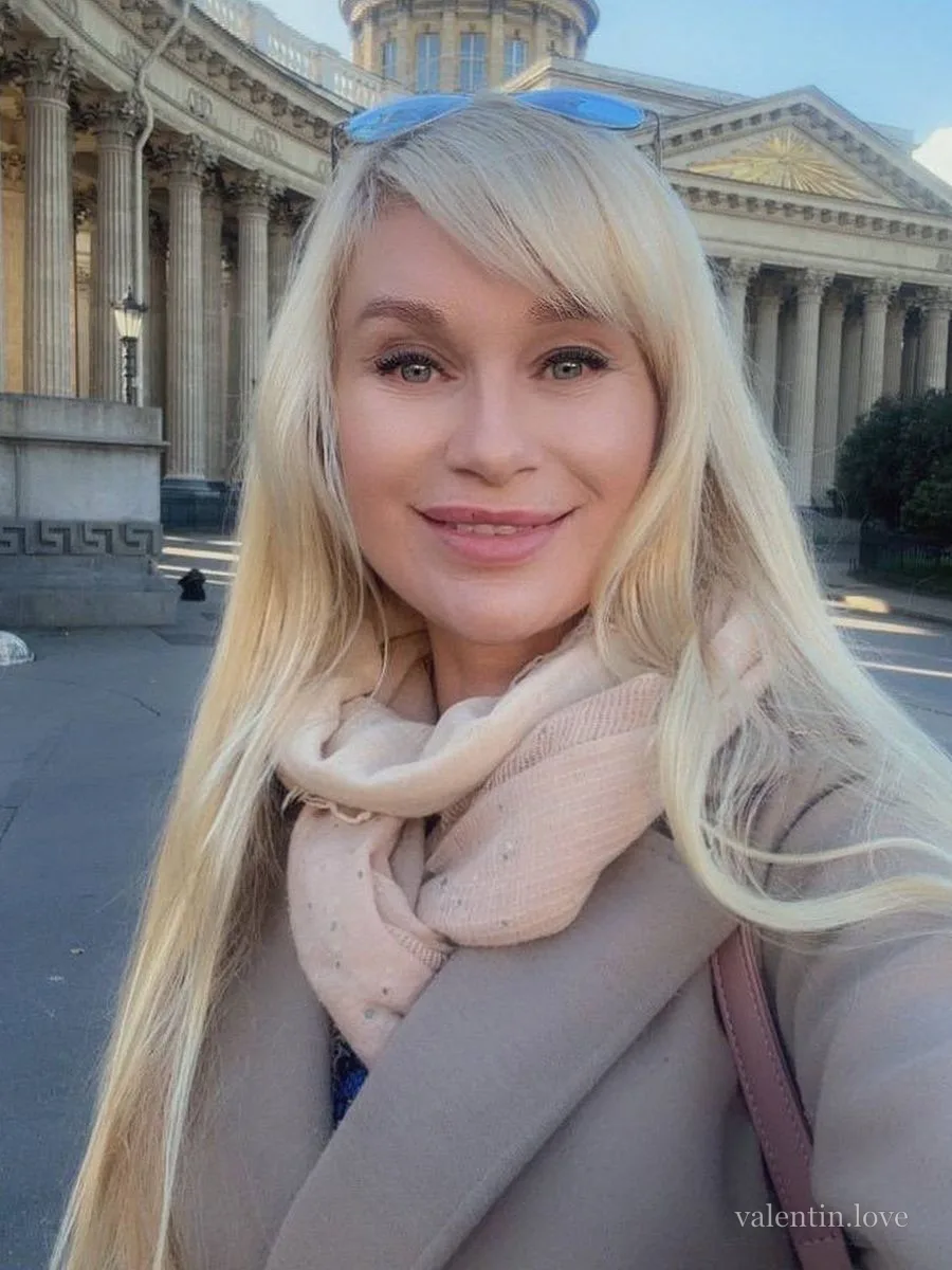 Anna, femme russe de 46 ans à Saint-Pétersbourg